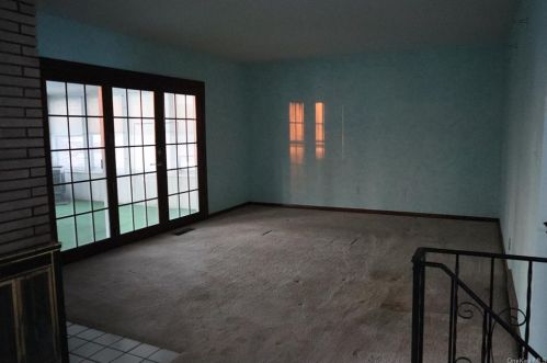 31 Kennedy Ter, Middletown NY 10940-4653 exterior