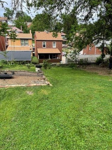 3013 Glendale Ave, Pittsburgh PA  15227-2826 exterior