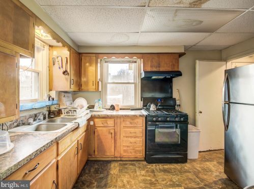 1323 Tewkesbury Pl, Washington DC 20012-2635 exterior