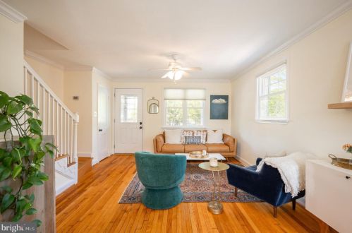 21 Clifford Ave, Alexandria VA  22305-2702 exterior