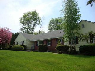 175 Boulevard, Middletown, RI 02842-5407