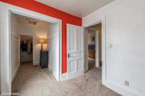 1451 72, Milwaukee WI 53214-4701 exterior