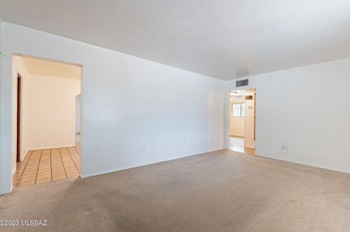 817 District St, Tucson AZ 85714-1105 exterior