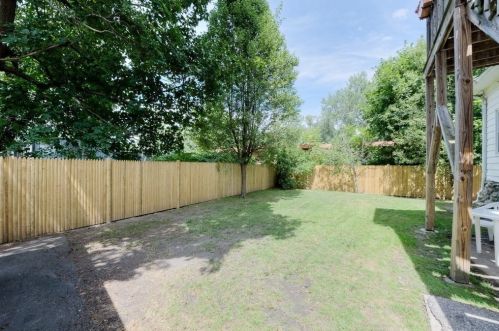 19 Highland Ter, Worcester MA 01602-4202 exterior