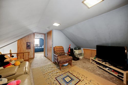 5238 Nelson St, Chicago IL 60657-3042 exterior