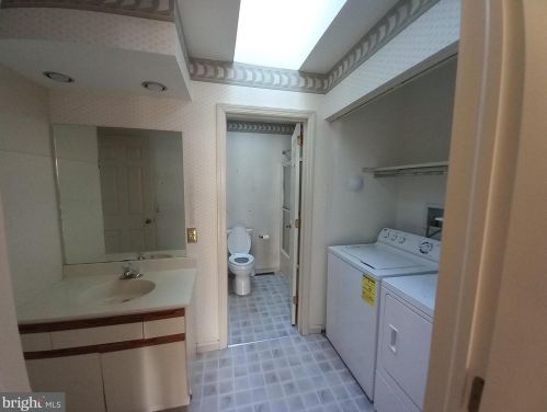 3239 Glengreen Dr, Lancaster PA 17601-1338 exterior