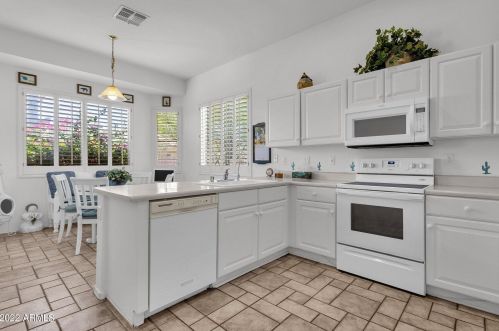 1123 Winged Foot Dr, Chandler, AZ 85249-4435