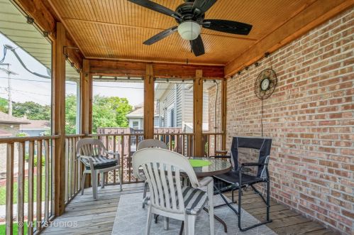 6104 Austin Ave, Chicago IL  60638-4320 exterior