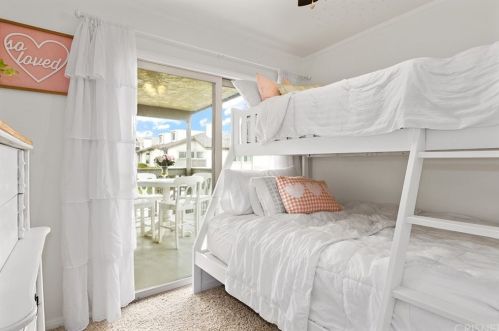 3110 Sunset Ln, Oxnard CA  93035-3945 exterior