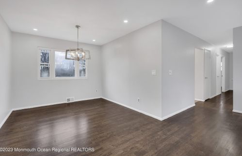 41 Beam Ave, Jackson Twp NJ  08527-2506 exterior