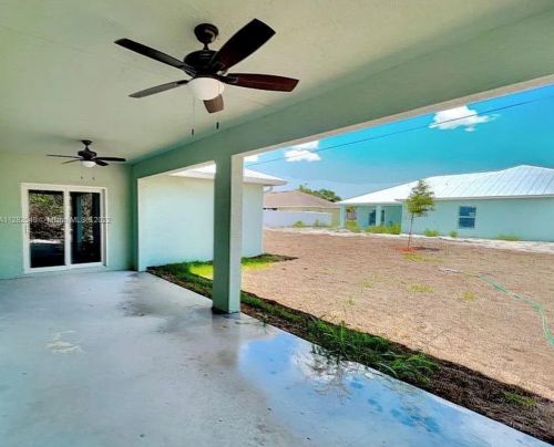 4610 Masefield St, Fort Pierce FL  34953-8406 exterior