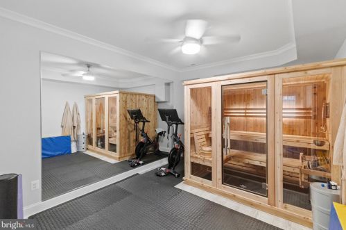 4815 15 St, Arlington VA 22205-2620 exterior