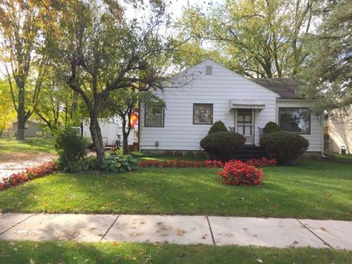 234 48th St, Grand Rapids, MI 49548-4406