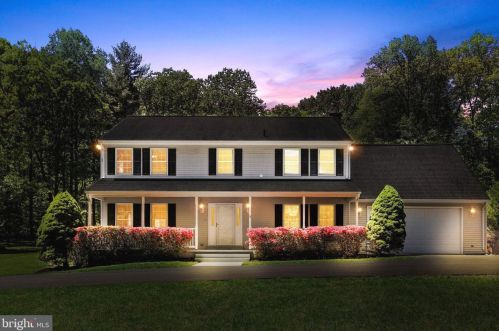 15120 Peach Orchard Rd, Silver Spring, MD 20905-4338