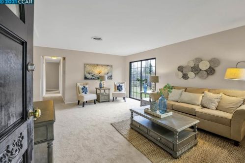 248 Croyden Dr, Concord, CA 94523-3517