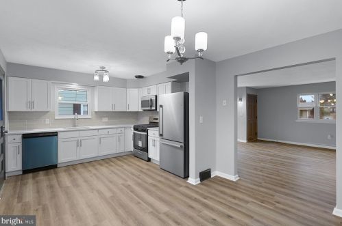 509 Diller Rd, Hanover PA 17331-4806 exterior