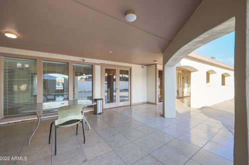 3121 Bethany Home Rd, Phoenix AZ 85015-2442 exterior