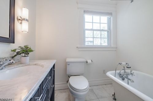 444 Richmond Ave, Maplewood NJ 07040-1414 exterior