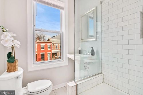 3232 Warder St, Washington DC 20010-2523 exterior