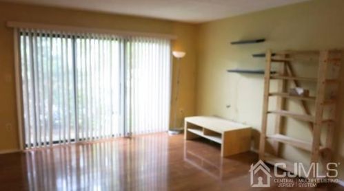 262 Hampshire Ct, Piscataway NJ 08854-6248 exterior