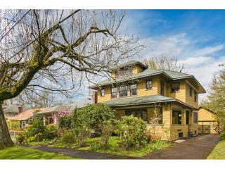 3247 Glisan St, Portland OR  97232-2522 exterior