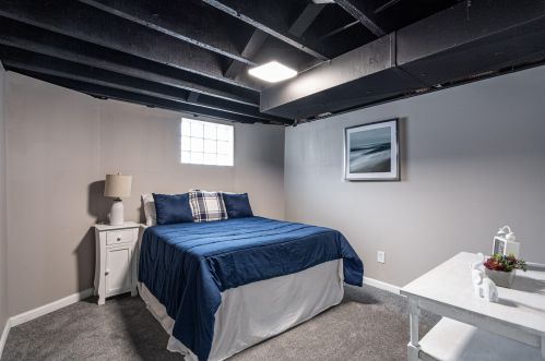 2524 Becher St, Milwaukee WI  53215-2521 exterior