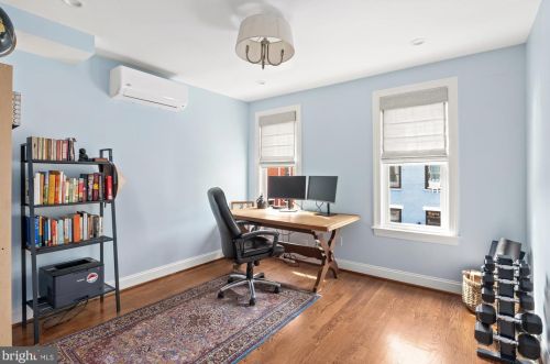 238 Parker St, Washington DC 20002-3528 exterior