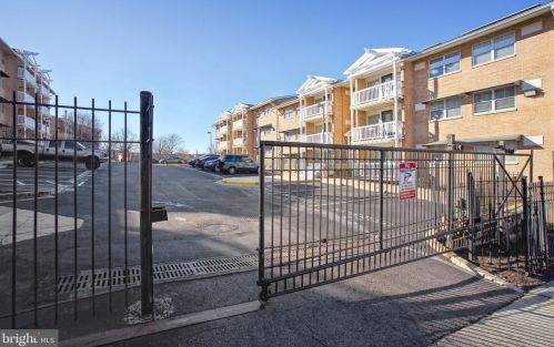 2607 Douglass Rd, Washington, DC 20020-6541