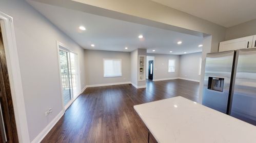 596 Euclid Ave, Elmhurst IL  60126-4336 exterior