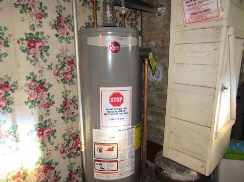 221 64th St, Milwaukee WI 53213-4012 exterior