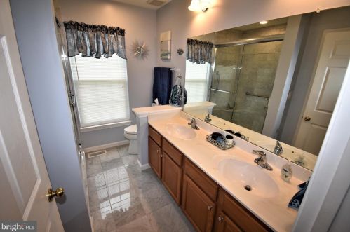 15 Middleton Dr, Lumberton Township NJ 08048-5054 exterior