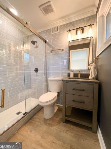 115 Biscayne Dr, Atlanta GA 30309-1003 exterior