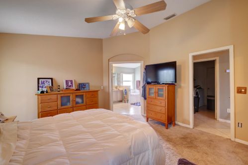 174 Dalton Cir, Fort Pierce FL 34953-5847 exterior