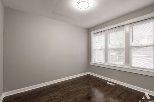 6917 Maplewood Ave, Chicago IL 60622-2857 exterior