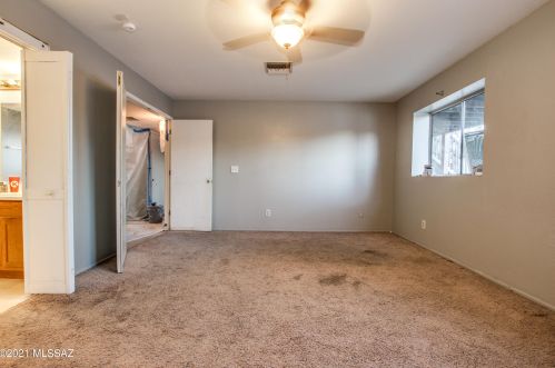 3413 Calle De Ln Bajada, Tucson AZ 85746-8341 exterior