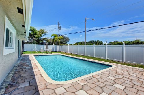 289 12 St, Boca Raton FL 33486-5495 exterior