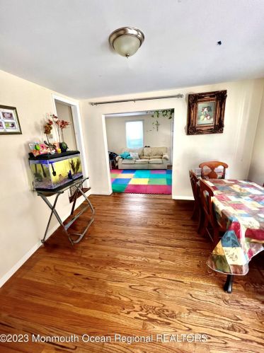 9 1 St, East Freehold NJ 07728-2440 exterior