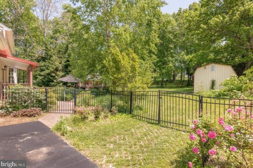 50 View Dr, Huntingtown, MD 20639-2529