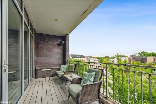 854 California Ave, Chicago IL 60612-4020 exterior