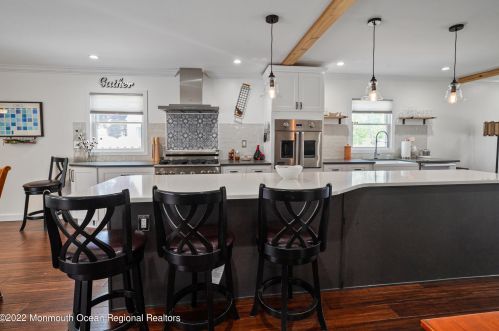 1231 Fleming Ave, Point Pleasant Beach NJ 08742-4040 exterior