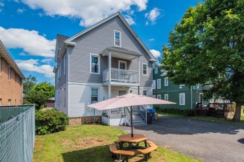 316 Monroe St, New Britain CT 06052-1628 exterior