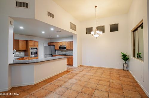 8154 Painted Feather Dr, Tucson AZ  85743-7418 exterior