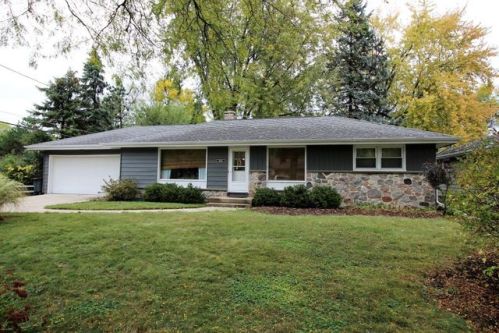 1044 121, Milwaukee WI  53214-2034 exterior