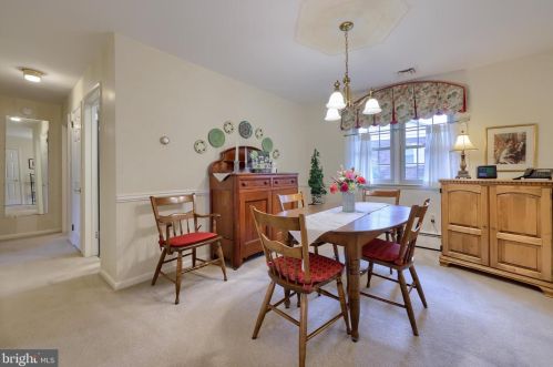 1926 Drexel Ave, Lancaster PA 17602-3302 exterior