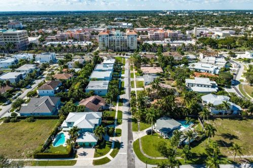 275 4 St, Boca Raton FL 33432-3738 exterior