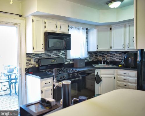 8617 Jackson St, Philadelphia PA  19136-2107 exterior