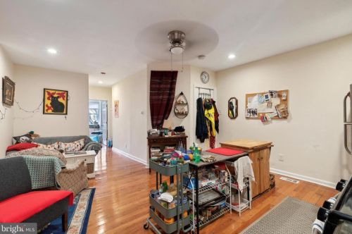 4939 Hazel Ave, Philadelphia PA 19143-2004 exterior