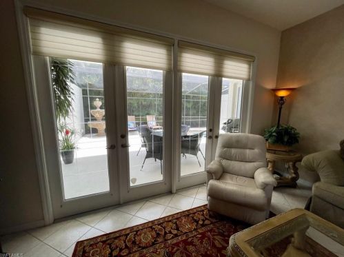 1822 Leamington Ln, Naples FL 34109-1452 exterior