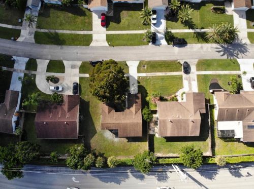 9147 Bedford Dr, Boca Raton FL 33434-5512 exterior