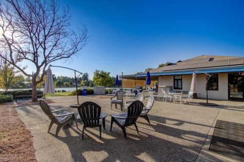 1419 Lk Blvd, Davis CA 95616-2635 exterior